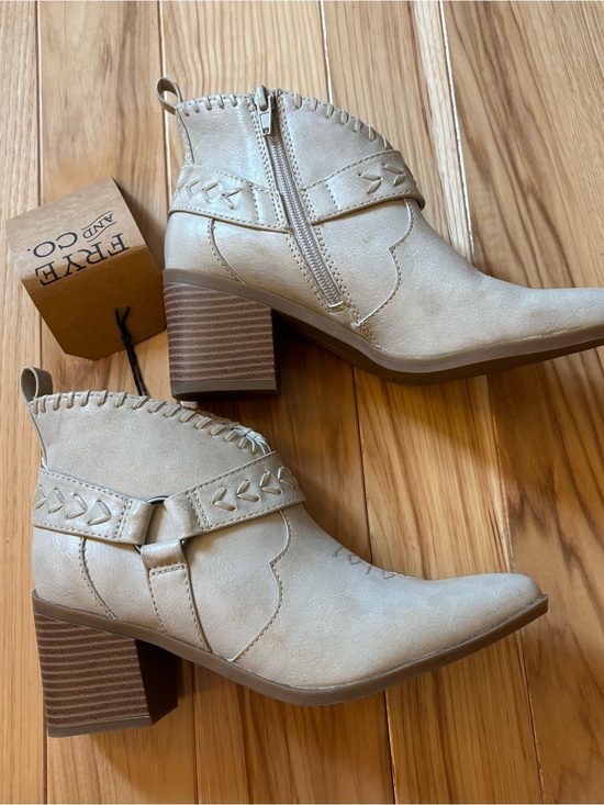 FRYE AND CO. Shoes - NEW Frye & Co Palma Western Harness Stacked Heel Ankle Boots
